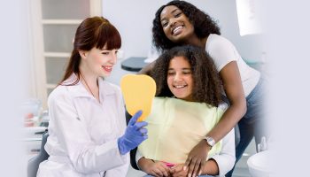 Benefits of Regular Visits to a Family Dentist Near You