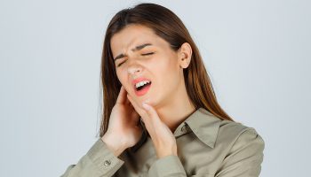 Caring for Dental Emergencies Until You Can See a Dentist