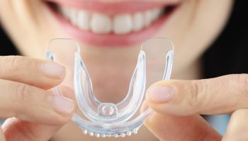 Benefits of Using a Custom Mouth Guard Recommended by the Dentist