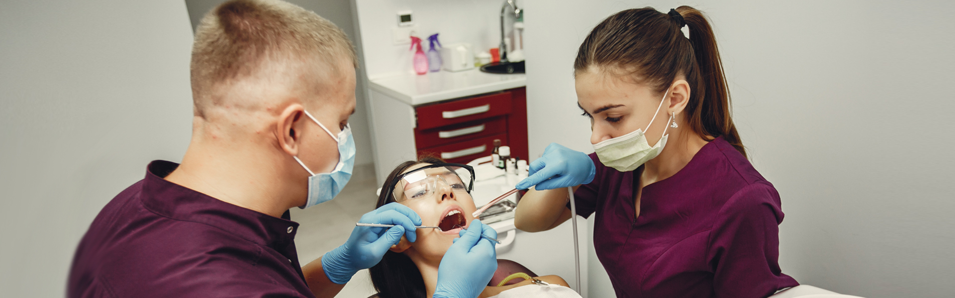 Top Benefits of Professional Teeth Cleanings in Hamilton
